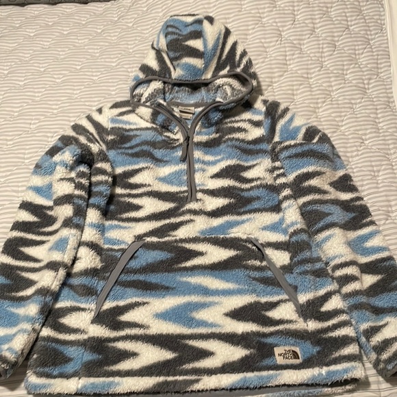The North Face Other - The north face fleece pullover
